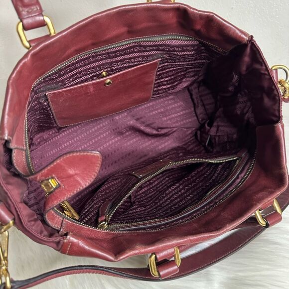 💯Authentic Prada Two-Way Handbag🍀 - Picture 15 of 17